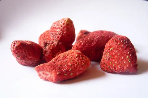 تصویر 1 از میوه خشک مخلوط 700 گرمی تجربه ای کامل از طعم و سلامت